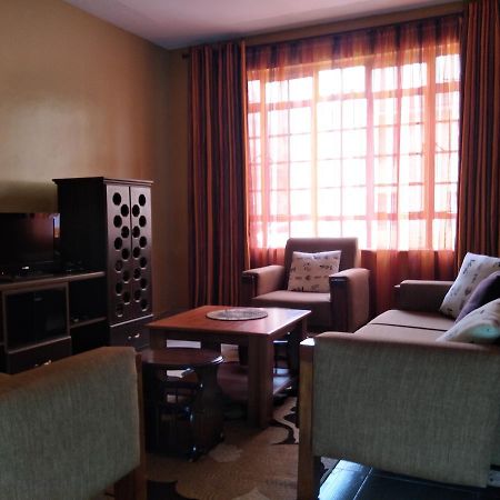 Annie'S House Apartment Syokimau Екстериор снимка